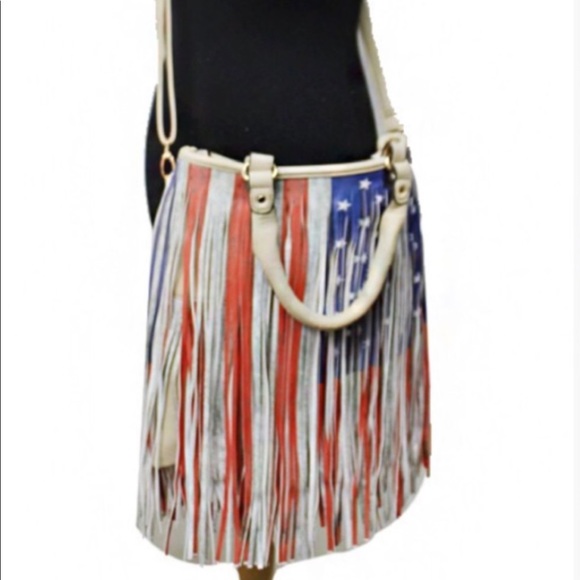 NWT! American Flag Fringe Purse! - Picture 5 of 10